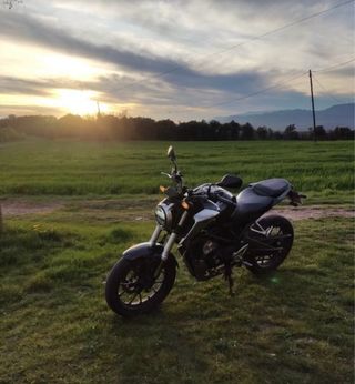 Honda CB125R Alquiler Mensual€320 y