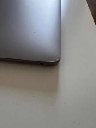 MacBook Air 13” 2020 Intel i5 8GB RAM