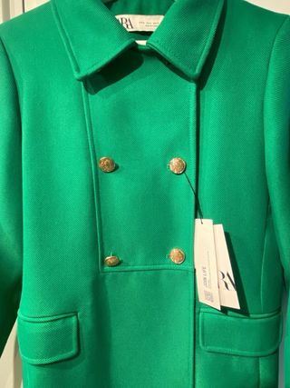 Abrigo Zara cruzado verde talla M
