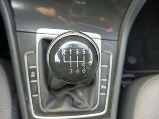 Volkswagen Golf Advance