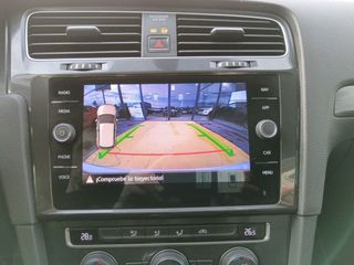 Volkswagen Golf Advance