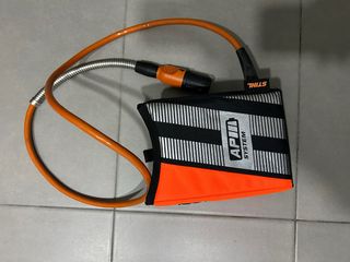 Portabaterías y conector Stihl AP System