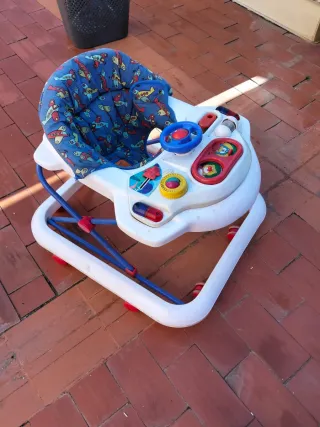 Andador bebé con asiento acolchado