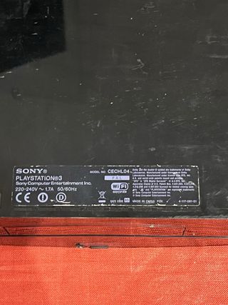 PlayStation 3 Fat CECHL04 averiada: enciende/apaga