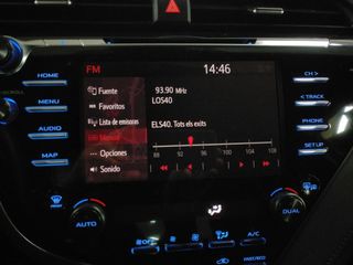 Toyota Camry Hybrid Luxury