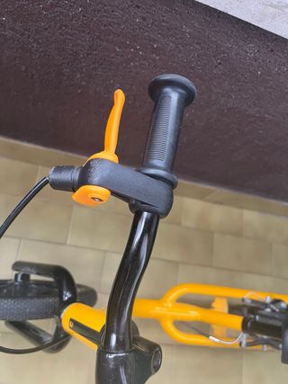 Bicicleta sin pedales superligera 3,6kg 2-4 años