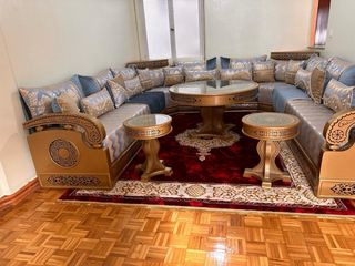 Salón Marroquí Marrón y Dorado