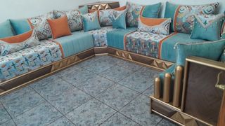 Salón Marroquí Marrón y Dorado