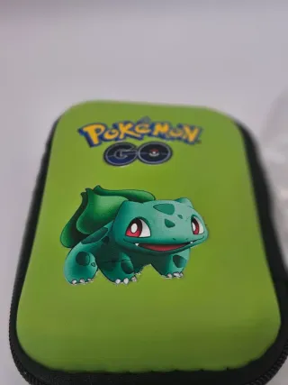 Estuche Pokémon GO con 24 figuras