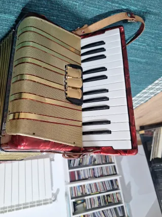 Acordeón Hohner Concerto I Rojo