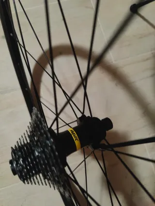 Ruedas Mavic Aksium Disc Campagnolo