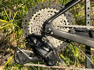 Bicicleta Gravel NOON Negra