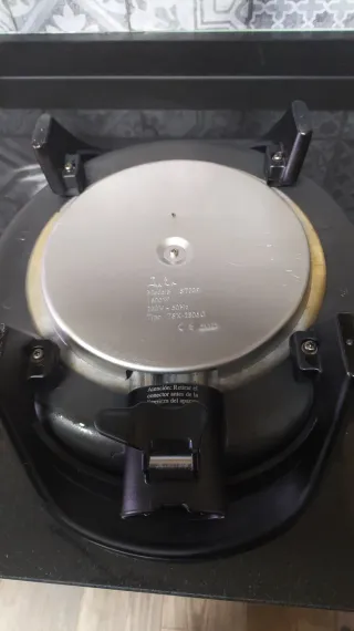 Cazuela Eléctrica con Tapa y Control Jata