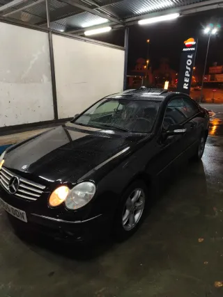 Mercedes-Benz  CLK 2004