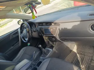 Toyota Auris 2014