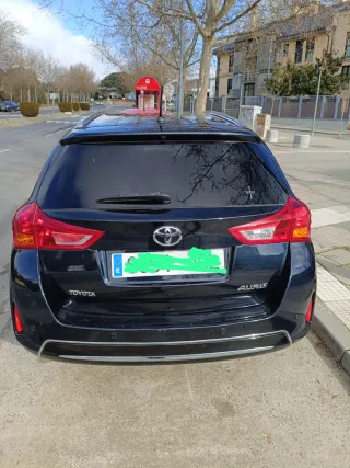 Toyota Auris 2014