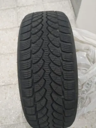 4 Neumáticos Bridgestone Invierno 195/55