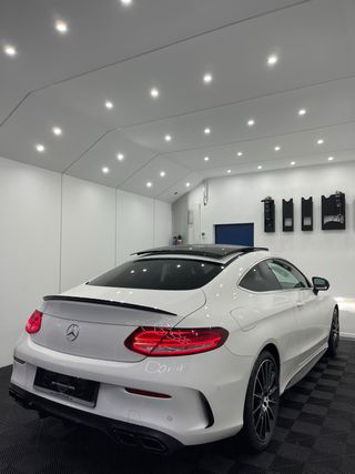 Mercedes-Benz Clase C300 AMG LIBRO EN MERCEDES+245