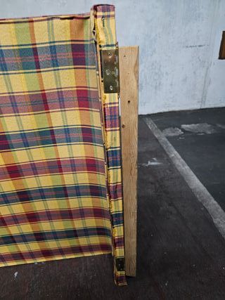 Protector de escalera a cuadros