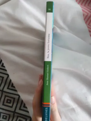 Noa, la joven fantasma (Spanish Edition)