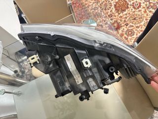 Faro BMW Serie 3 E90 LCI sin centralita