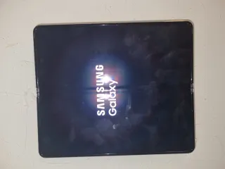 Samsung Galaxy Z Fold 4 Dorado