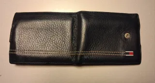 Cartera Tommy Hilfiger Negra