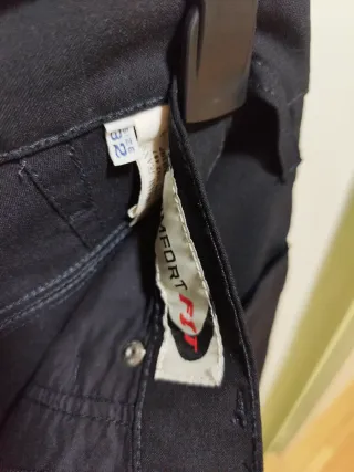 Pantalón Armani Jeans Negro Talla 32