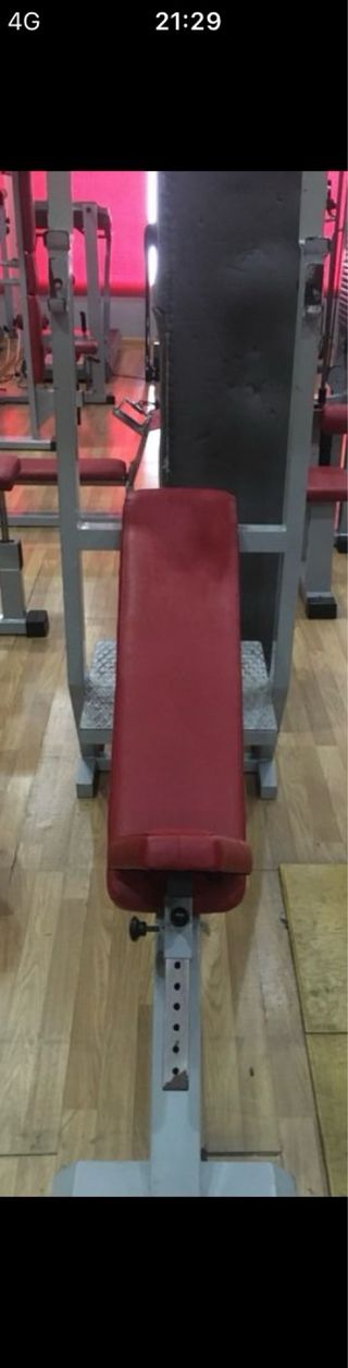 Press inclinado gimnasio