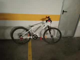 B'TWIN Rockrider 300 sin sillin