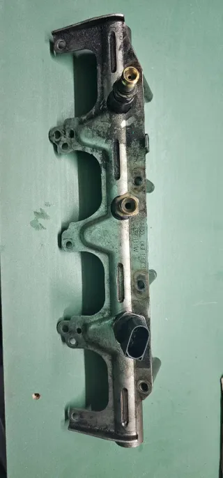 Rampa Inyección Golf V GTI