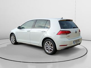 Volkswagen Golf Advance