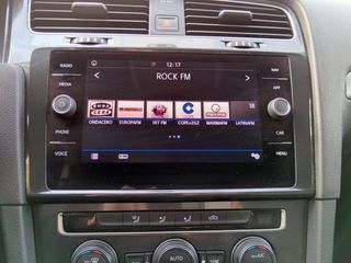 Volkswagen Golf Advance