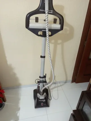 Plancha Vertical Rowenta Master Valet Marrón/Plata