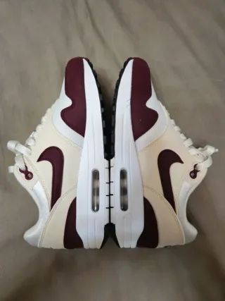 Nike Air Max Burdeos