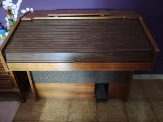 Órgano electrónico vintage