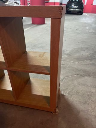 Estantería madera 6 compartimentos con ruedas