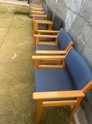 Lote de 7 Sillas de Salón Madera y Tela