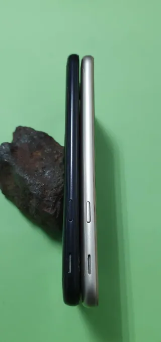 Samsung Galaxy J3 2017 Negro y Plateado