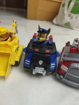 Lote 5 vehículos Patrulla Canina