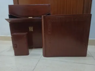 Álbum de fotos de cuero marrón