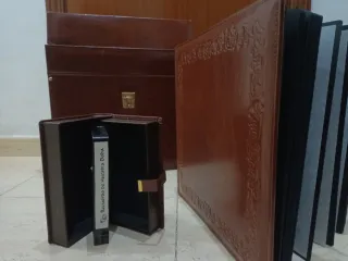 Álbum de fotos de cuero marrón