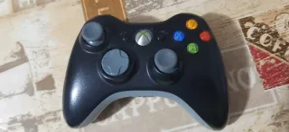 Xbox 360 Negra + Mando