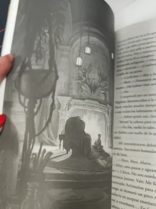 Trilogía Vatídico Ilustrada