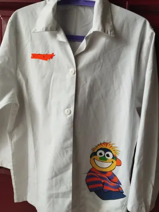 Bata de maestra con dibujo