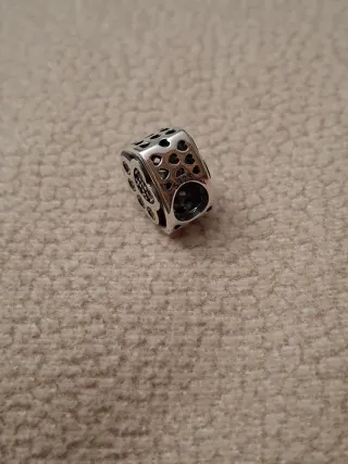 Dije Corazón con Huella de Perro