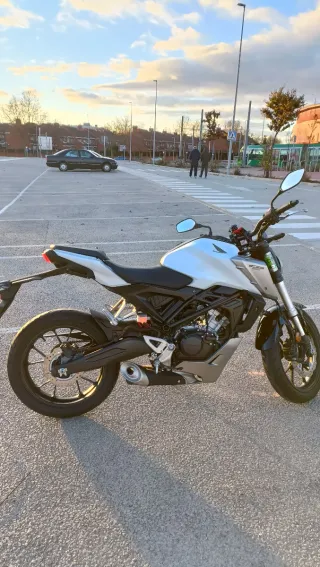Honda CB125R Neo Sports Café