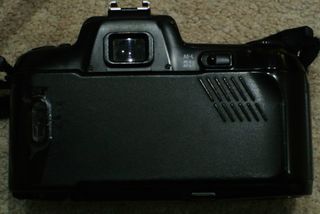 Nikon F-601 (N6006) Cámara Analógica Negra