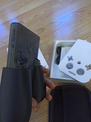 ANBERNIC RG406V + Tarjeta 256GB + Accesorios