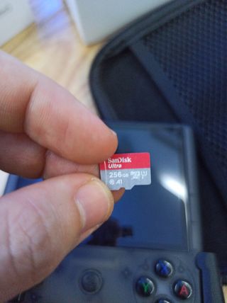 ANBERNIC RG406V + Tarjeta 256GB + Accesorios